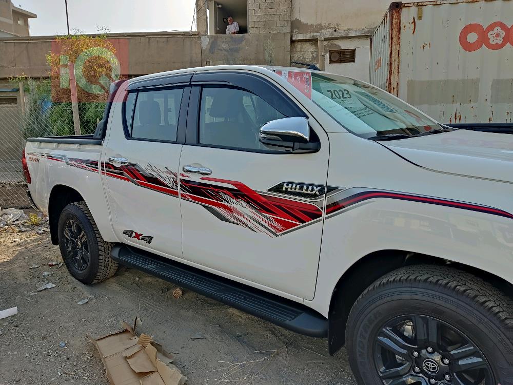 Toyota Hilux